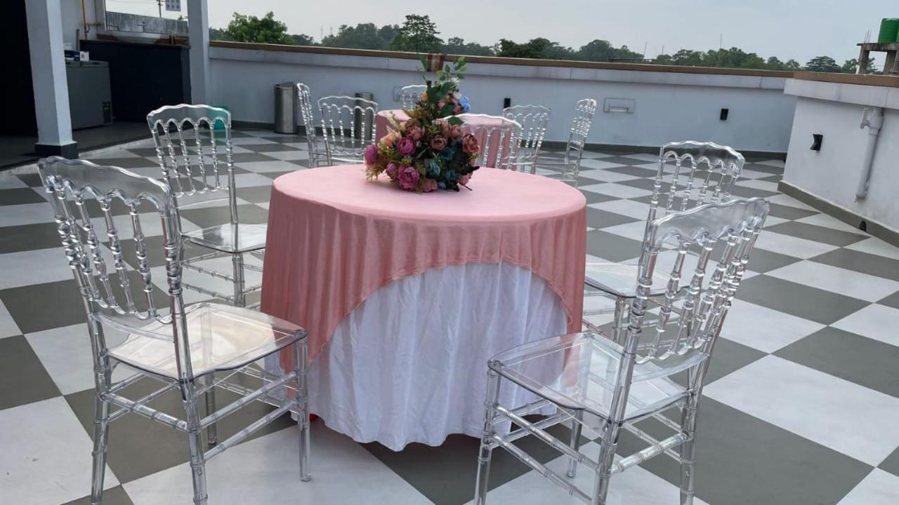 The Dibrugarh Address Hotel Kültér fotó