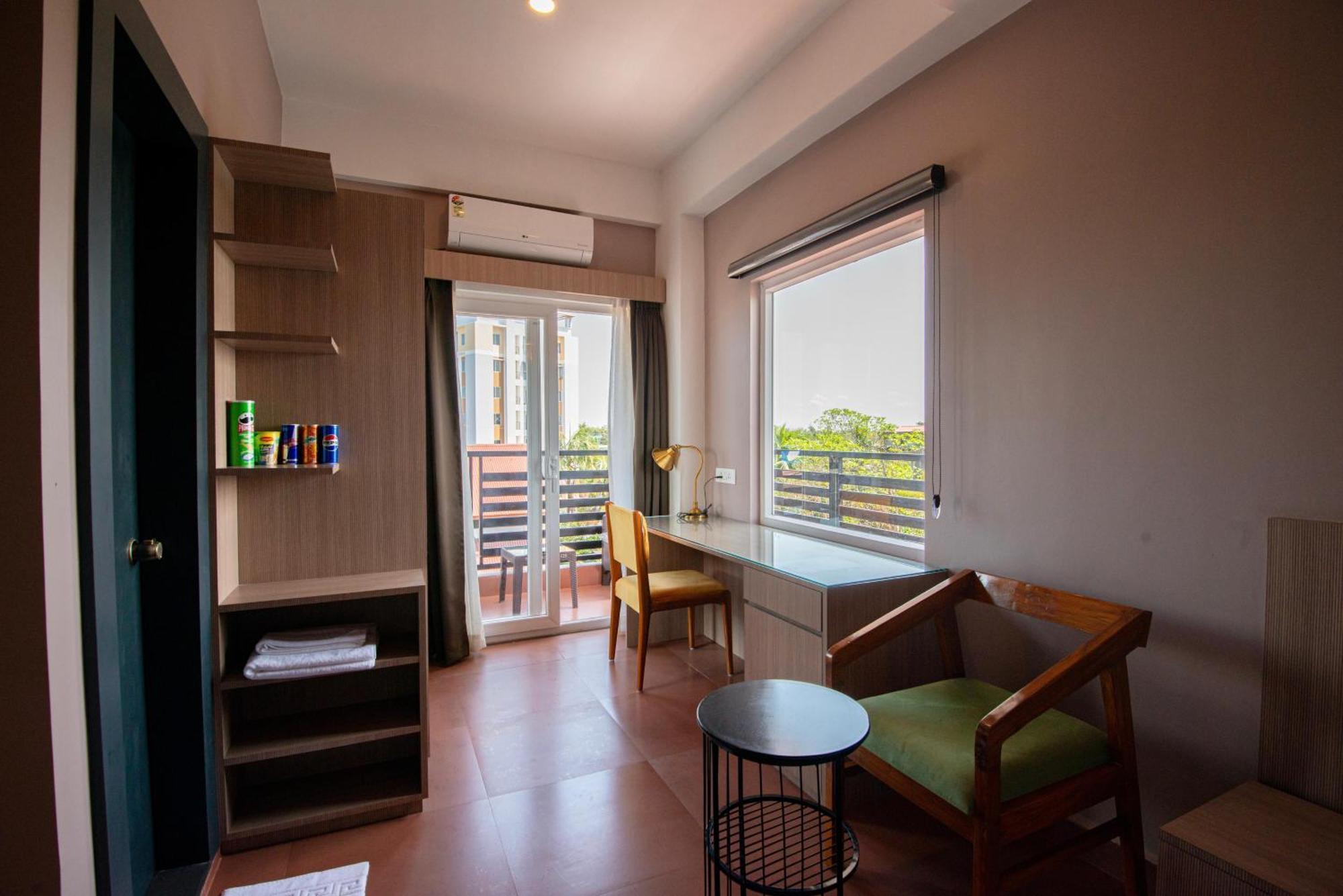 The Dibrugarh Address Hotel Kültér fotó